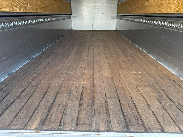 平成27年式☆ファイター中型増トン 6200標準PG付|中古トラックの販売・買取・査定のアイナビ