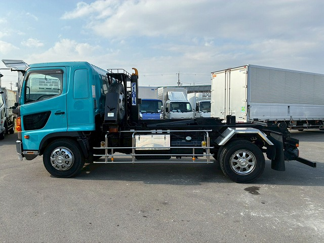 増々トン脱着装置付コンテナ専用車フルキャブアームロール|中古トラックの販売・買取・査定のアイナビ