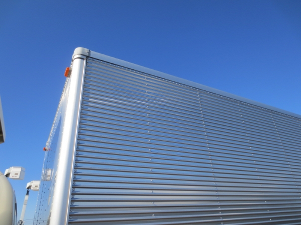 いすゞフォワードワイドドライバンゲート付|中古トラックの販売・買取・査定のアイナビ