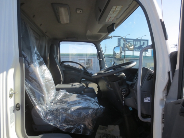 いすゞフォワードワイドドライバンゲート付|中古トラックの販売・買取・査定のアイナビ