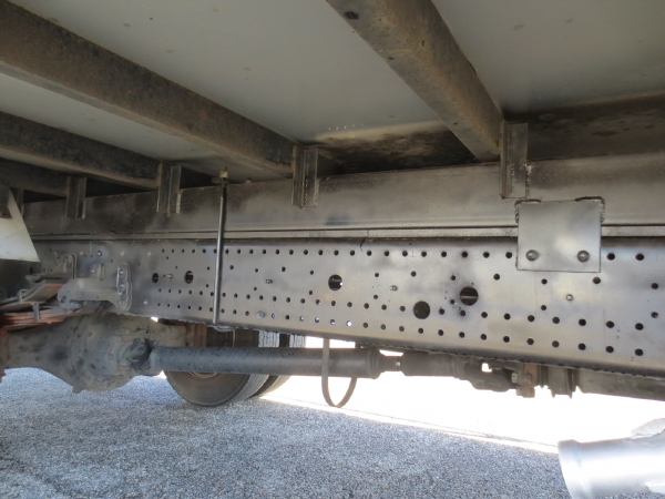 いすゞフォワードワイドドライバンゲート付|中古トラックの販売・買取・査定のアイナビ