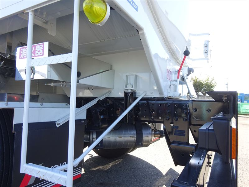 タンクローリー 未使用|中古トラックの販売・買取・査定のアイナビ