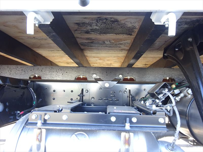 7.2m ワイド 未使用|中古トラックの販売・買取・査定のアイナビ