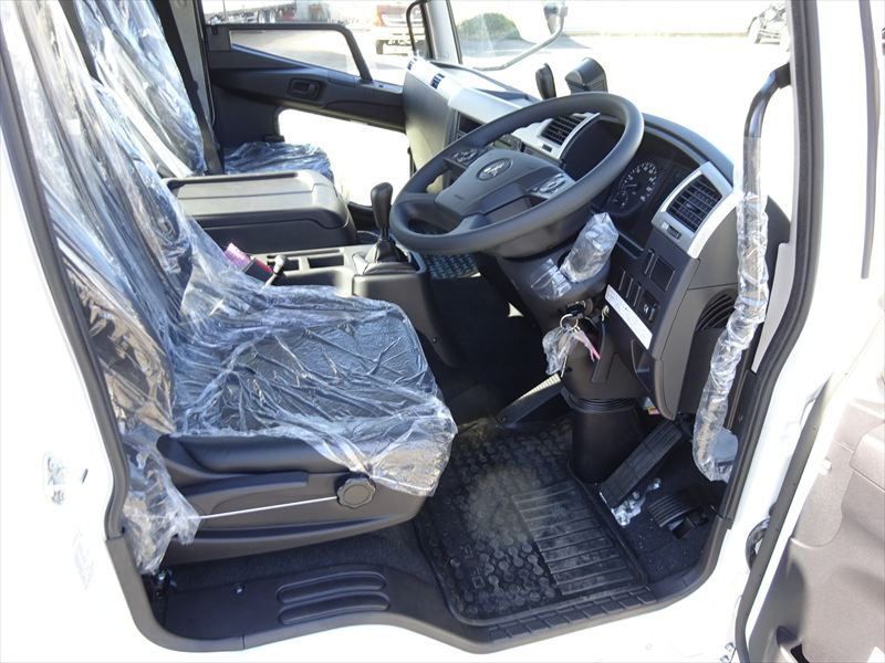 7.2m ワイド 未使用|中古トラックの販売・買取・査定のアイナビ