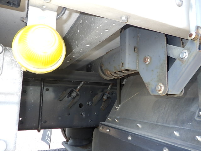 三菱 令和1年式 4軸低床ウィング|中古トラックの販売・買取・査定のアイナビ