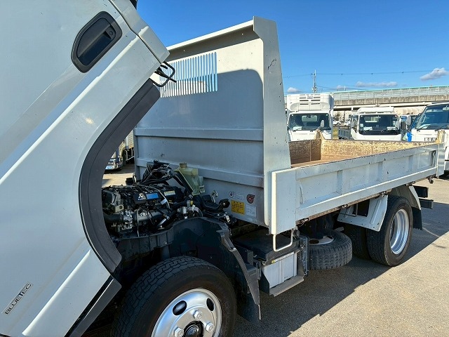 保証対象車両車検付4ナンバー2トン積載新明和工業5速MT|中古トラックの販売・買取・査定のアイナビ