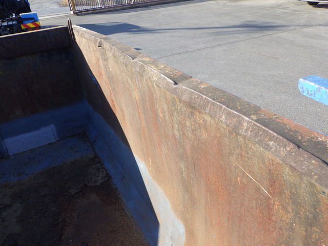 イスズTKG-FRR90S2アームロール4t標準幅AT|中古トラックの販売・買取・査定のアイナビ