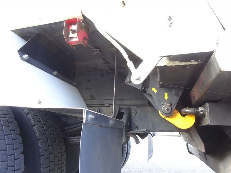 プレス 10.2㎥ 極東|中古トラックの販売・買取・査定のアイナビ