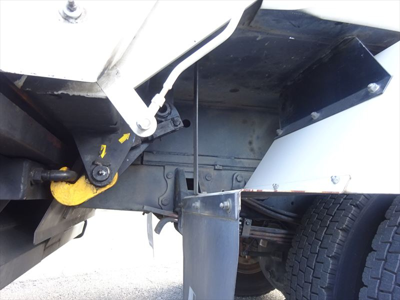 プレス 10.2㎥ 極東|中古トラックの販売・買取・査定のアイナビ