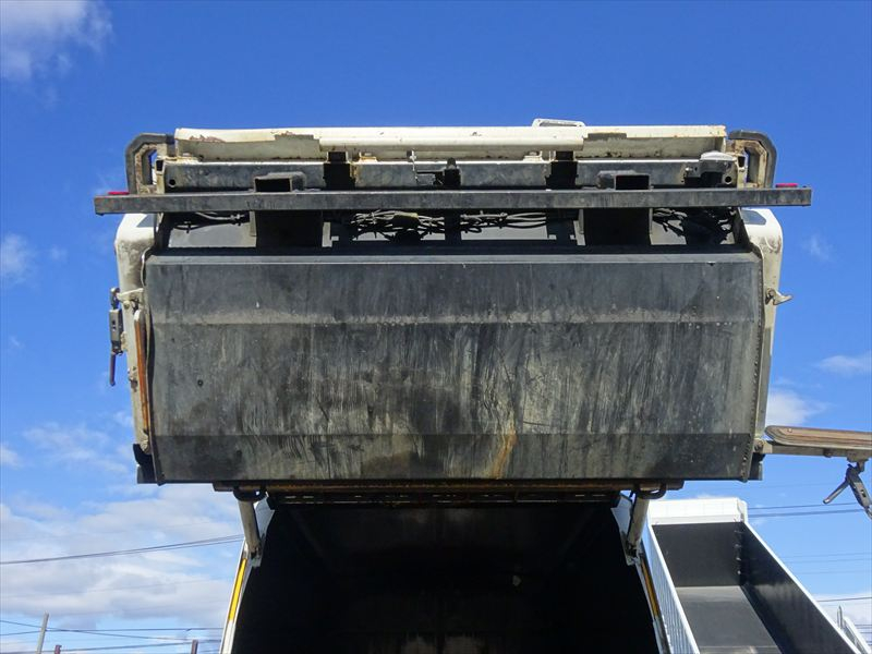 プレス 10.2㎥ 極東|中古トラックの販売・買取・査定のアイナビ