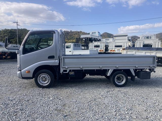 トヨタ 平ボディ|中古トラックの販売・買取・査定のアイナビ