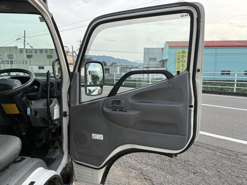 H24デュトロ 3tダンプ 三転|中古トラックの販売・買取・査定のアイナビ