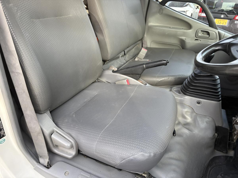 H24デュトロ 3tダンプ 三転|中古トラックの販売・買取・査定のアイナビ