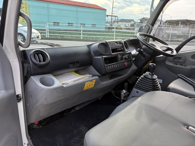 H24デュトロ 3tダンプ 三転|中古トラックの販売・買取・査定のアイナビ