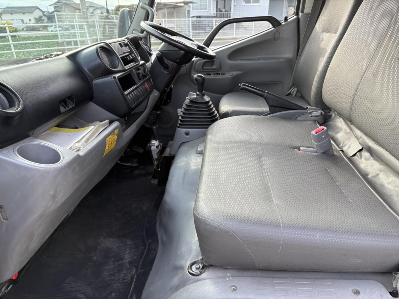 H24デュトロ 3tダンプ 三転|中古トラックの販売・買取・査定のアイナビ