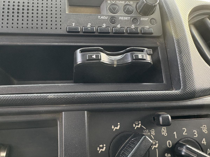 H24デュトロ 3tダンプ 三転|中古トラックの販売・買取・査定のアイナビ