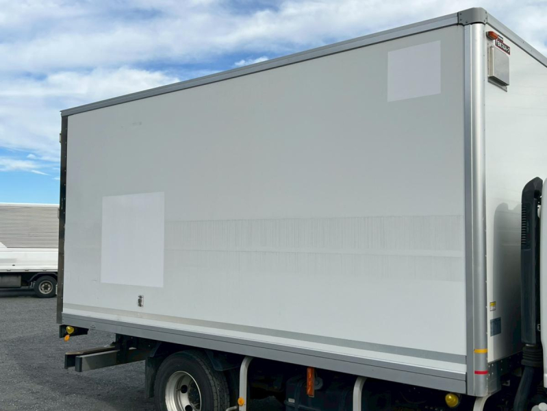 保冷バン ワイドロング 日本フルハーフ サイドドア|中古トラックの販売・買取・査定のアイナビ