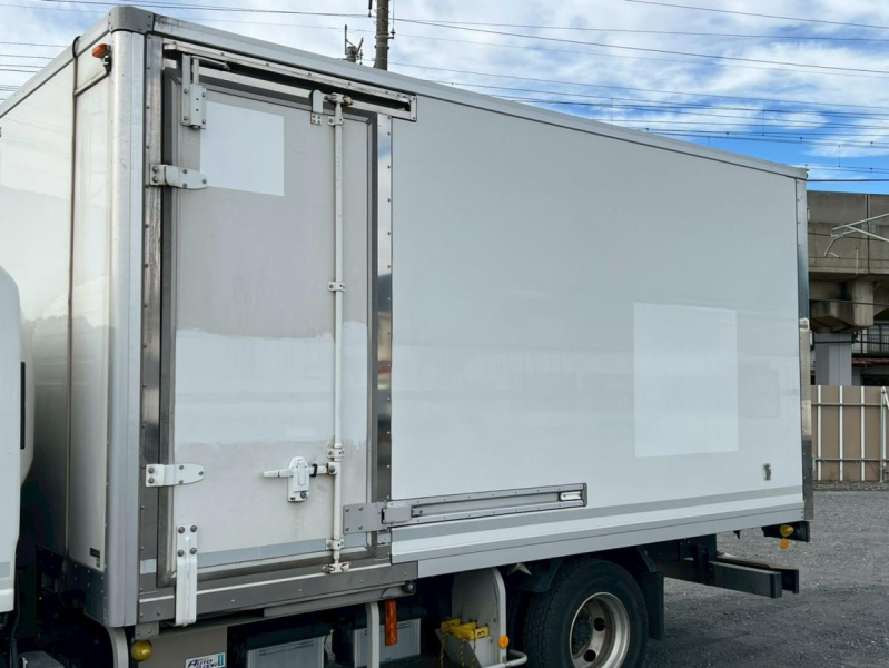保冷バン ワイドロング 日本フルハーフ サイドドア|中古トラックの販売・買取・査定のアイナビ