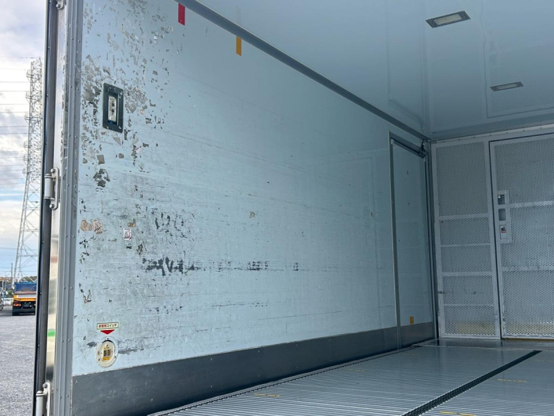 保冷バン ワイドロング 日本フルハーフ サイドドア|中古トラックの販売・買取・査定のアイナビ