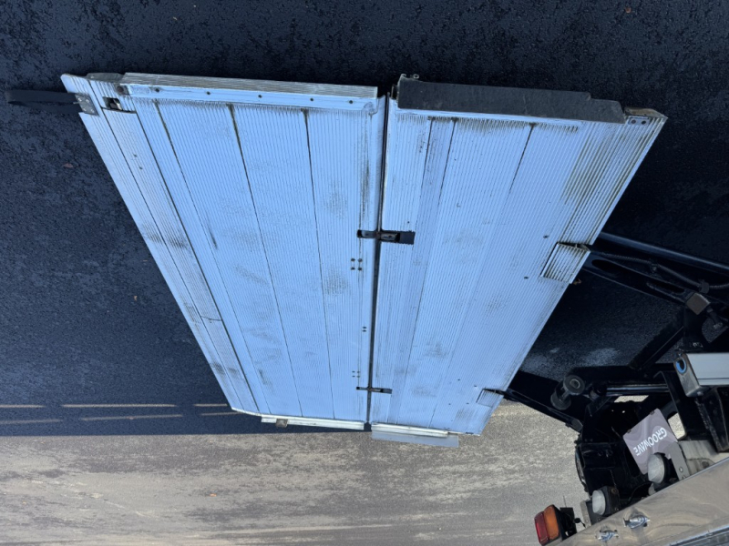 ワイドエアサス菱重低温パワーゲート門口ステンレス|中古トラックの販売・買取・査定のアイナビ