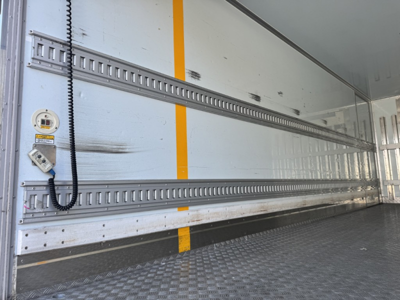 ワイドエアサス菱重低温パワーゲート門口ステンレス|中古トラックの販売・買取・査定のアイナビ