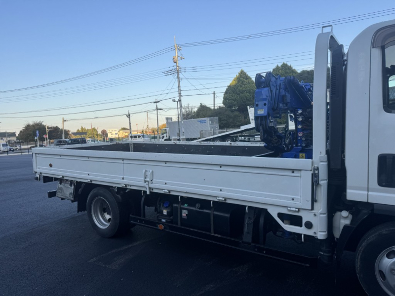 ワイドロング簡易クレーン付き4段ブームタダノ|中古トラックの販売・買取・査定のアイナビ