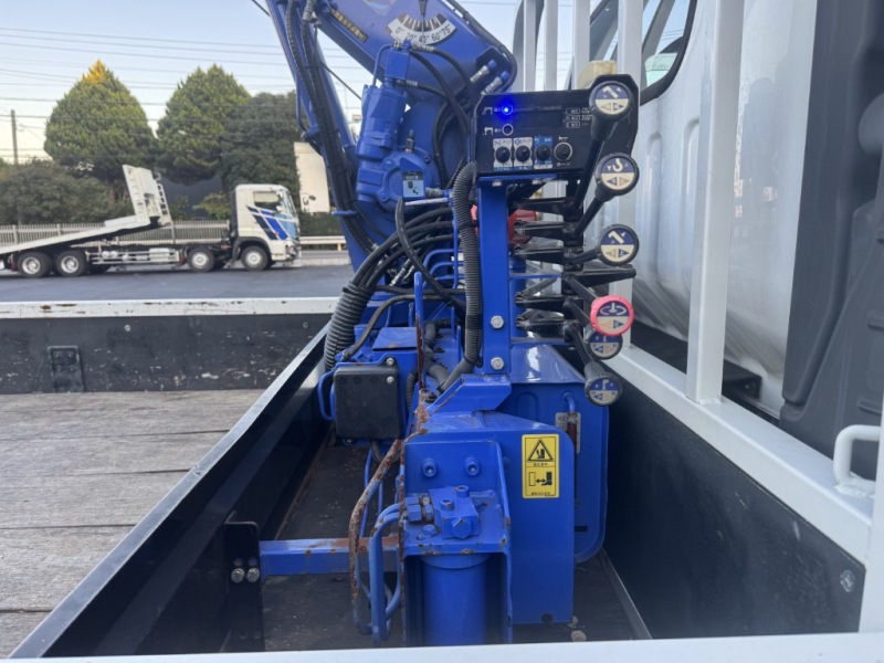 ワイドロング簡易クレーン付き4段ブームタダノ|中古トラックの販売・買取・査定のアイナビ