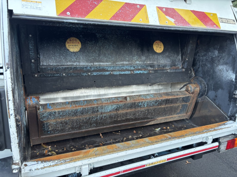 ワイド巻込みパッカーモリタエコノス6.8立米連続スイッチ|中古トラックの販売・買取・査定のアイナビ