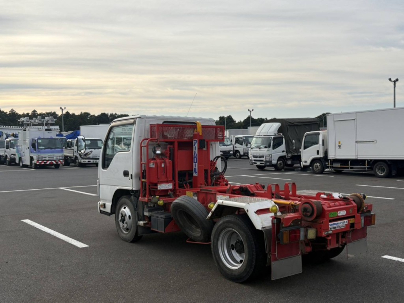 新明和アームロール CCA22-12T ツインホイスト|中古トラックの販売・買取・査定のアイナビ