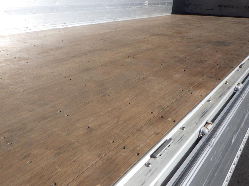 62ワイド 後輪エアサス 格納ゲート 積載2.35t 車検R8.4月迄|中古トラックの販売・買取・査定のアイナビ