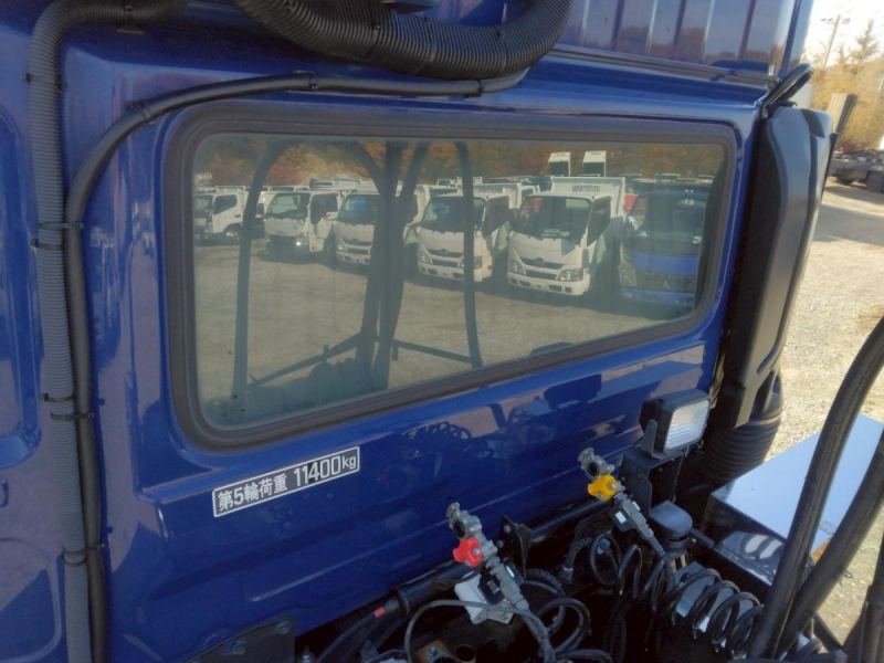 R4年 クオンシングルヘッドPTO付き|中古トラックの販売・買取・査定のアイナビ