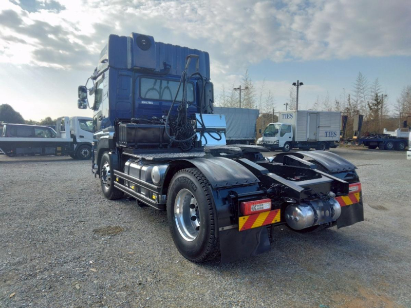 R4年 クオンシングルヘッドPTO付き|中古トラックの販売・買取・査定のアイナビ