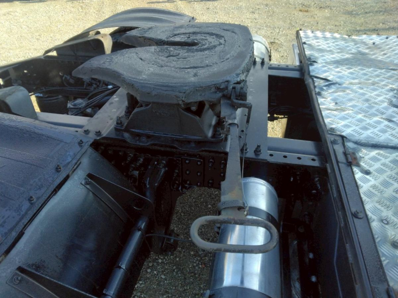 R4年 クオンシングルヘッドPTO付き|中古トラックの販売・買取・査定のアイナビ