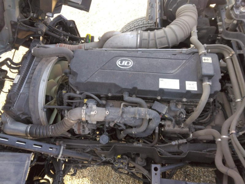 R4年 クオンシングルヘッドPTO付き|中古トラックの販売・買取・査定のアイナビ