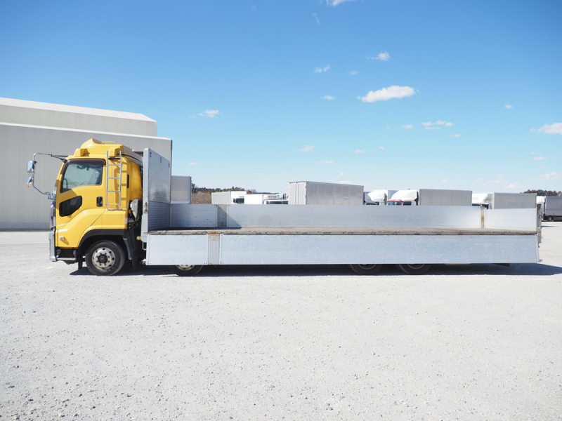 いすゞ 平ボディ ギガ|中古トラックの販売・買取・査定のアイナビ