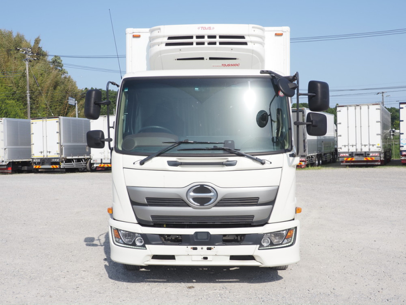 日野 冷凍バン レンジャー|中古トラックの販売・買取・査定のアイナビ