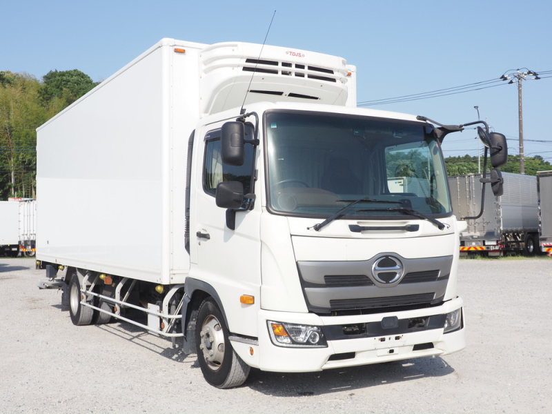 日野 冷凍バン レンジャー|中古トラックの販売・買取・査定のアイナビ