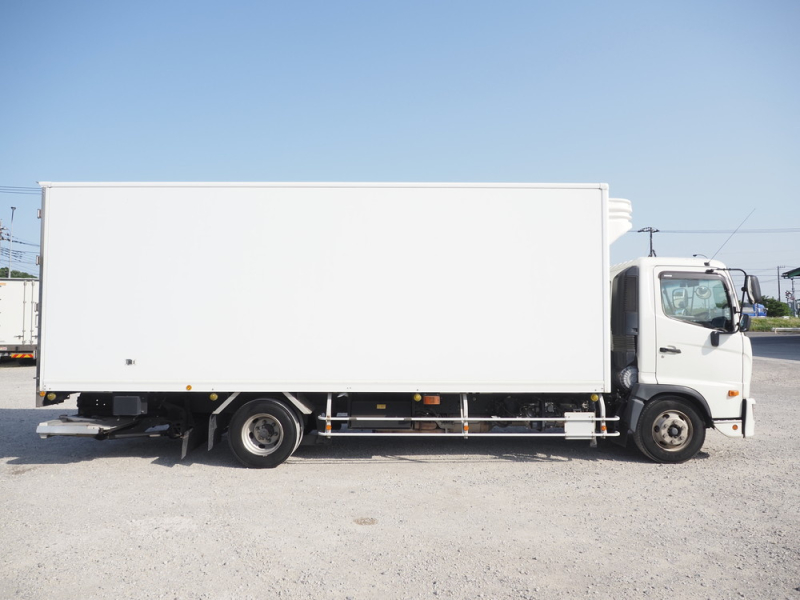 日野 冷凍バン レンジャー|中古トラックの販売・買取・査定のアイナビ