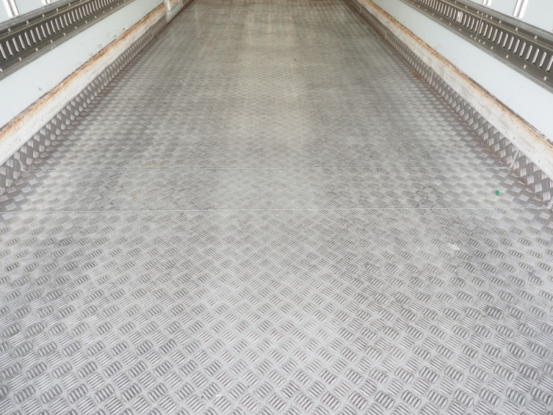 日野 冷凍バン レンジャー|中古トラックの販売・買取・査定のアイナビ