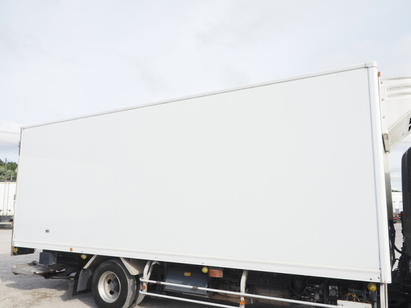 日野 冷凍バン レンジャー|中古トラックの販売・買取・査定のアイナビ