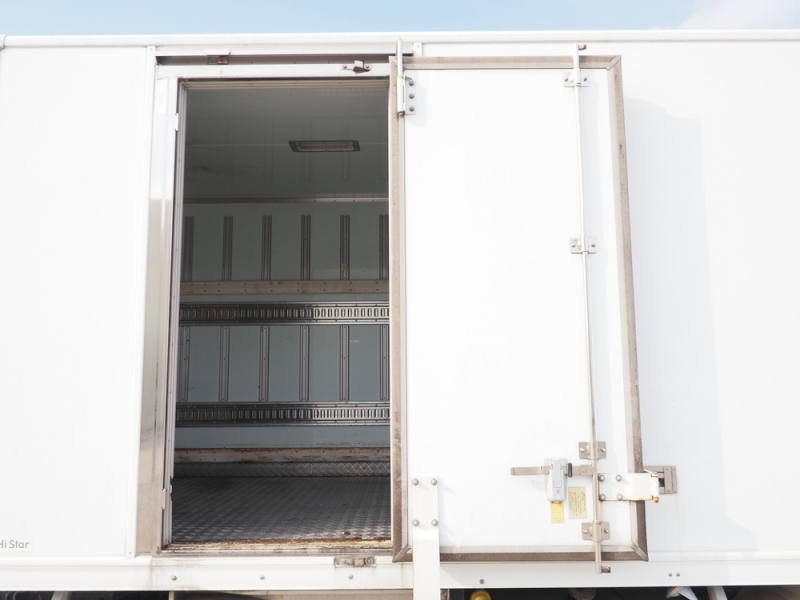 日野 冷凍バン レンジャー|中古トラックの販売・買取・査定のアイナビ