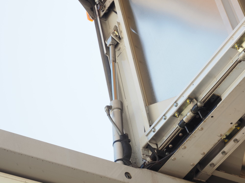 いすゞ 冷凍ウイング フォワード|中古トラックの販売・買取・査定のアイナビ