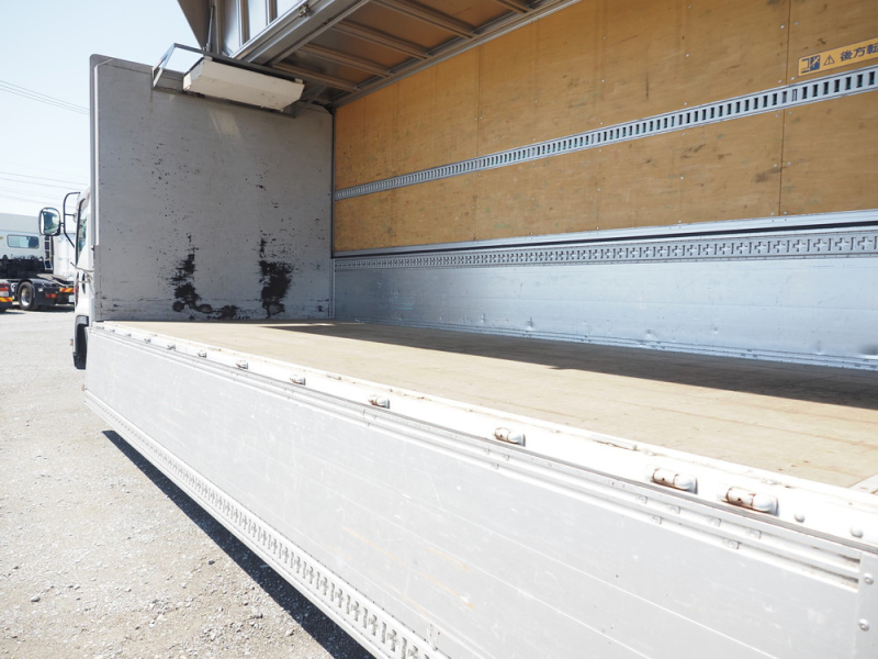 いすゞ 冷凍ウイング フォワード|中古トラックの販売・買取・査定のアイナビ