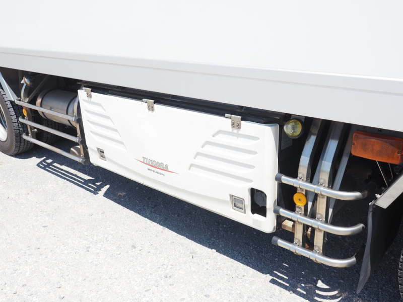 三菱ふそう 冷凍バン スーパーグレート|中古トラックの販売・買取・査定のアイナビ