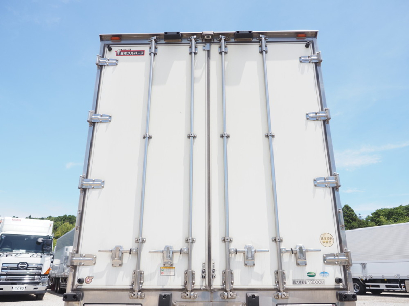 三菱ふそう 冷凍バン スーパーグレート|中古トラックの販売・買取・査定のアイナビ