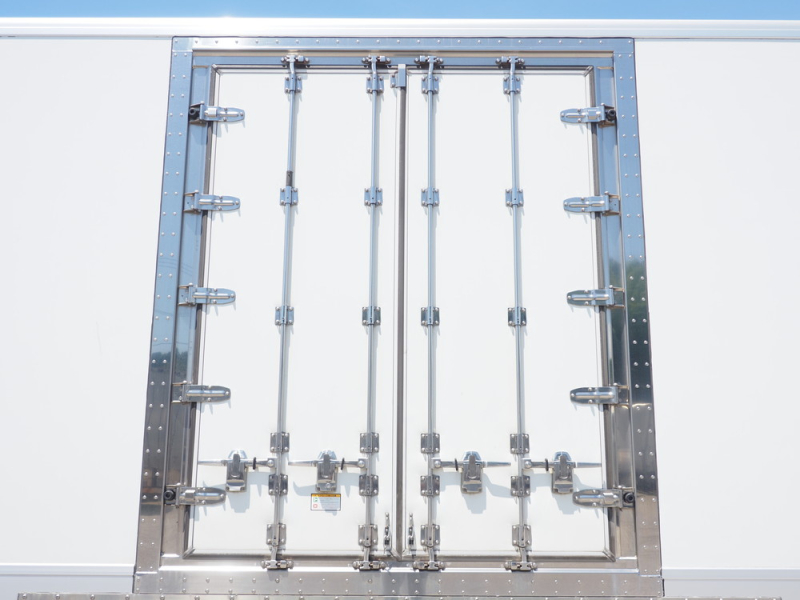 三菱ふそう 冷凍バン スーパーグレート|中古トラックの販売・買取・査定のアイナビ