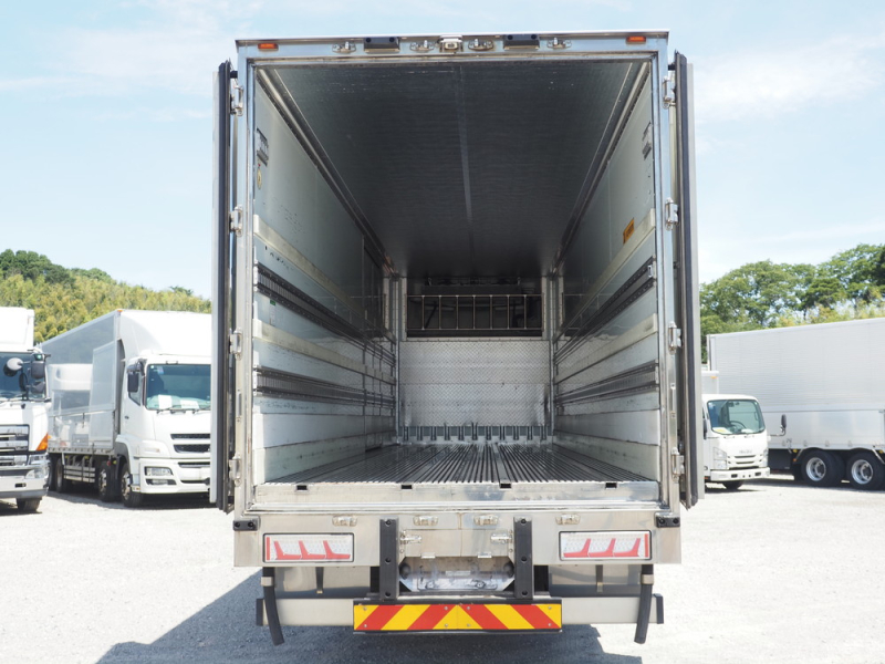 三菱ふそう 冷凍バン スーパーグレート|中古トラックの販売・買取・査定のアイナビ