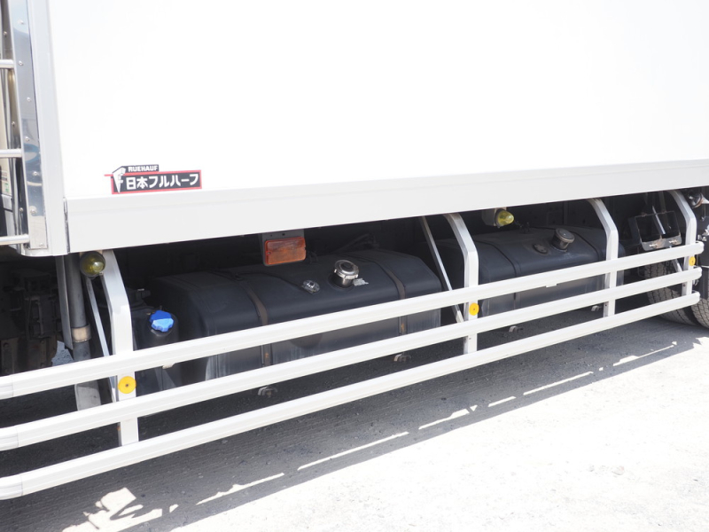 いすゞ 冷凍バン ギガ|中古トラックの販売・買取・査定のアイナビ