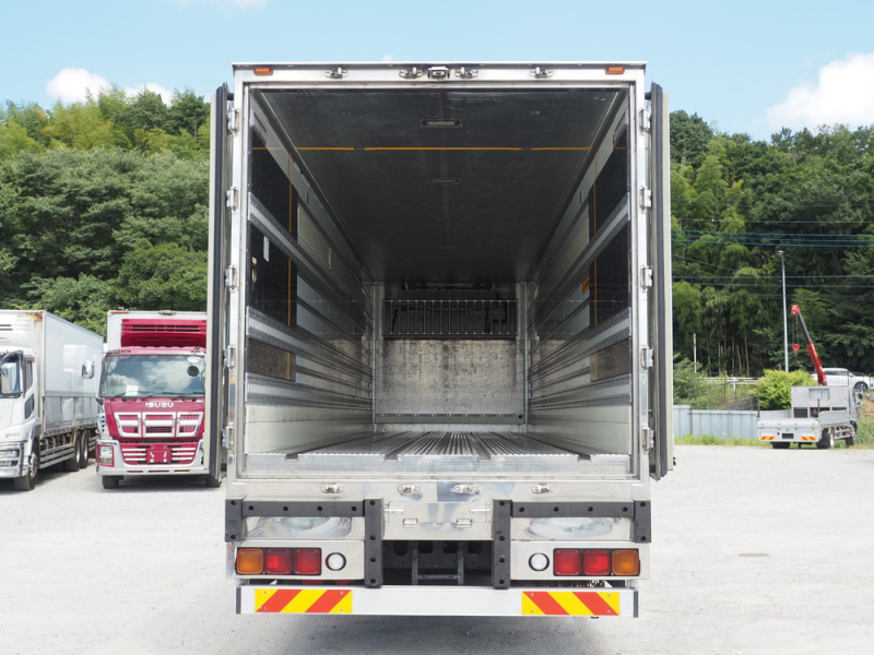 いすゞ 冷凍バン ギガ|中古トラックの販売・買取・査定のアイナビ