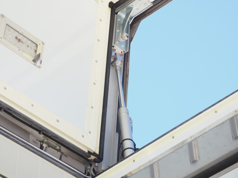 三菱ふそう 冷凍ウイング スーパーグレート|中古トラックの販売・買取・査定のアイナビ